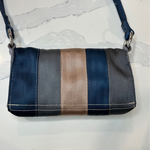 U.S.E.D. Upcycled Seatbelt Handbag - Picture 8 of 14